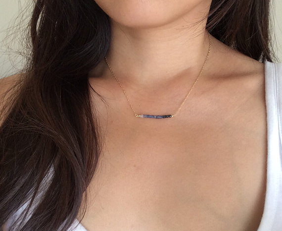 Straight hot sale bar necklace